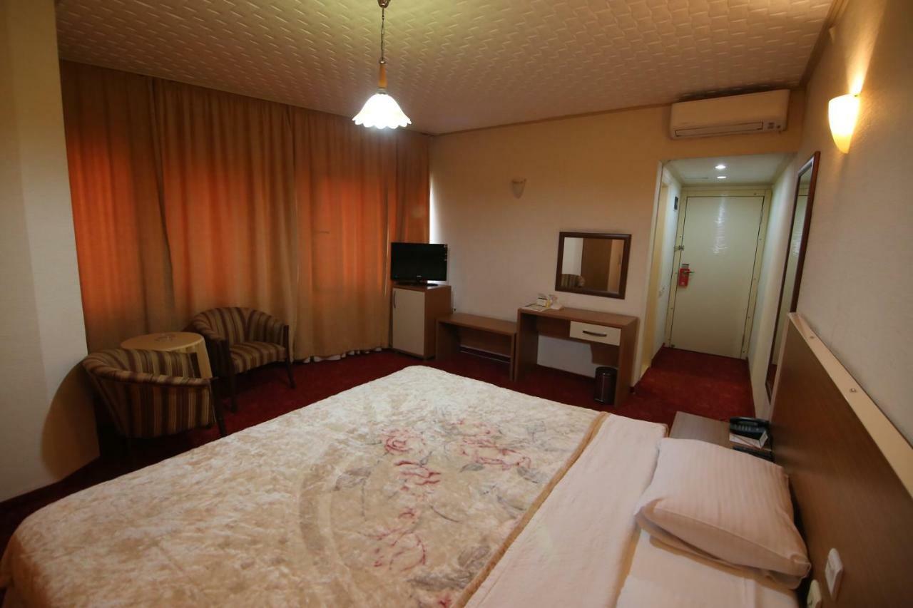 Aykut Palace Otel 이스켄데룬 외부 사진